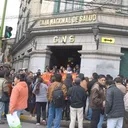 Denuncian que el Gobierno pretendería provocar la quiebra y asumir el control de la Caja Nacional con reestructuración artwork