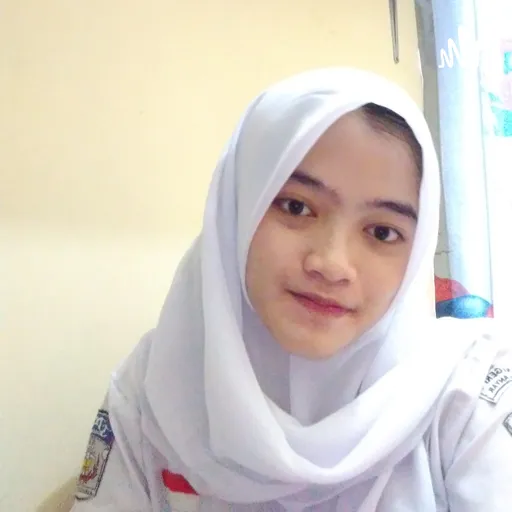 Tigas Sejarah Minat Artwork
